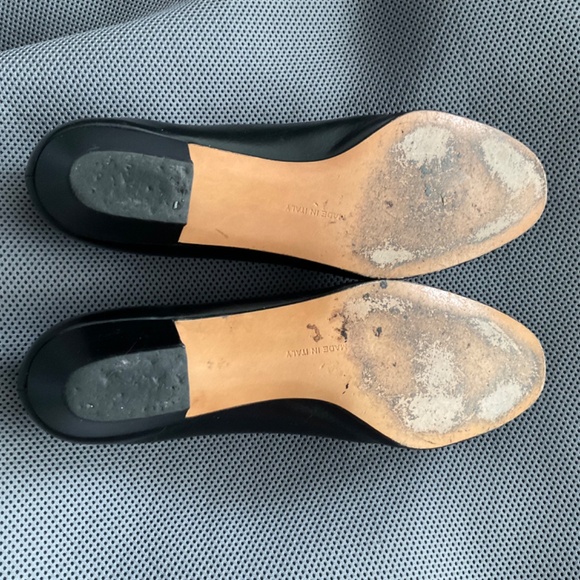 Ladies Salvatore Ferragamo GUC shoes - Picture 6 of 11